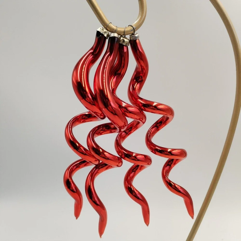 Set of 4 Handblown Glass Red Swirl Icicle Ornaments Michoacan Mexico 6